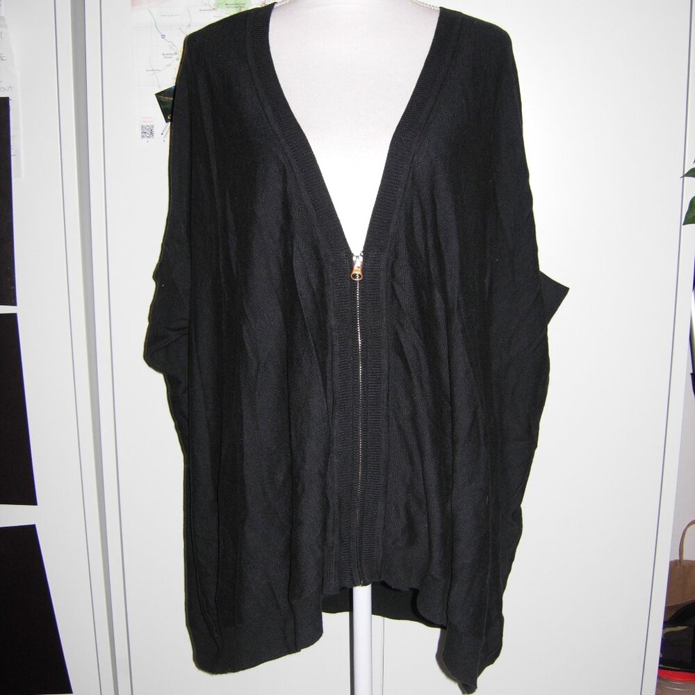 Gaiam Black Coccoon Zip Front Oversized Cardigan S/M